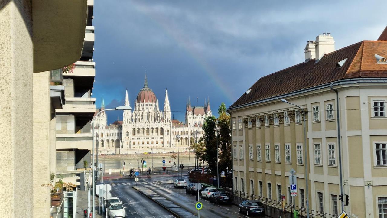 Parliament View Apartment Budapest Ngoại thất bức ảnh